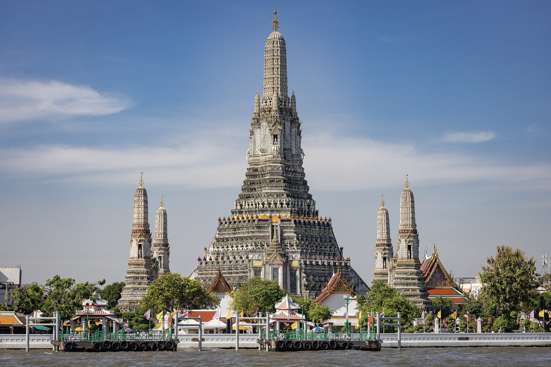 Bangkok's temples and skyline