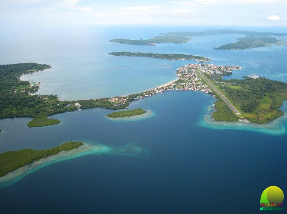 Bocas del Toro's Caribbean water