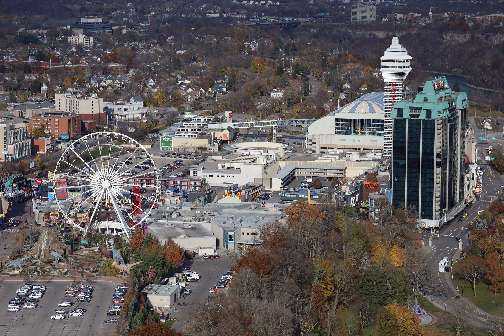 Clifton Hill's bright attractions