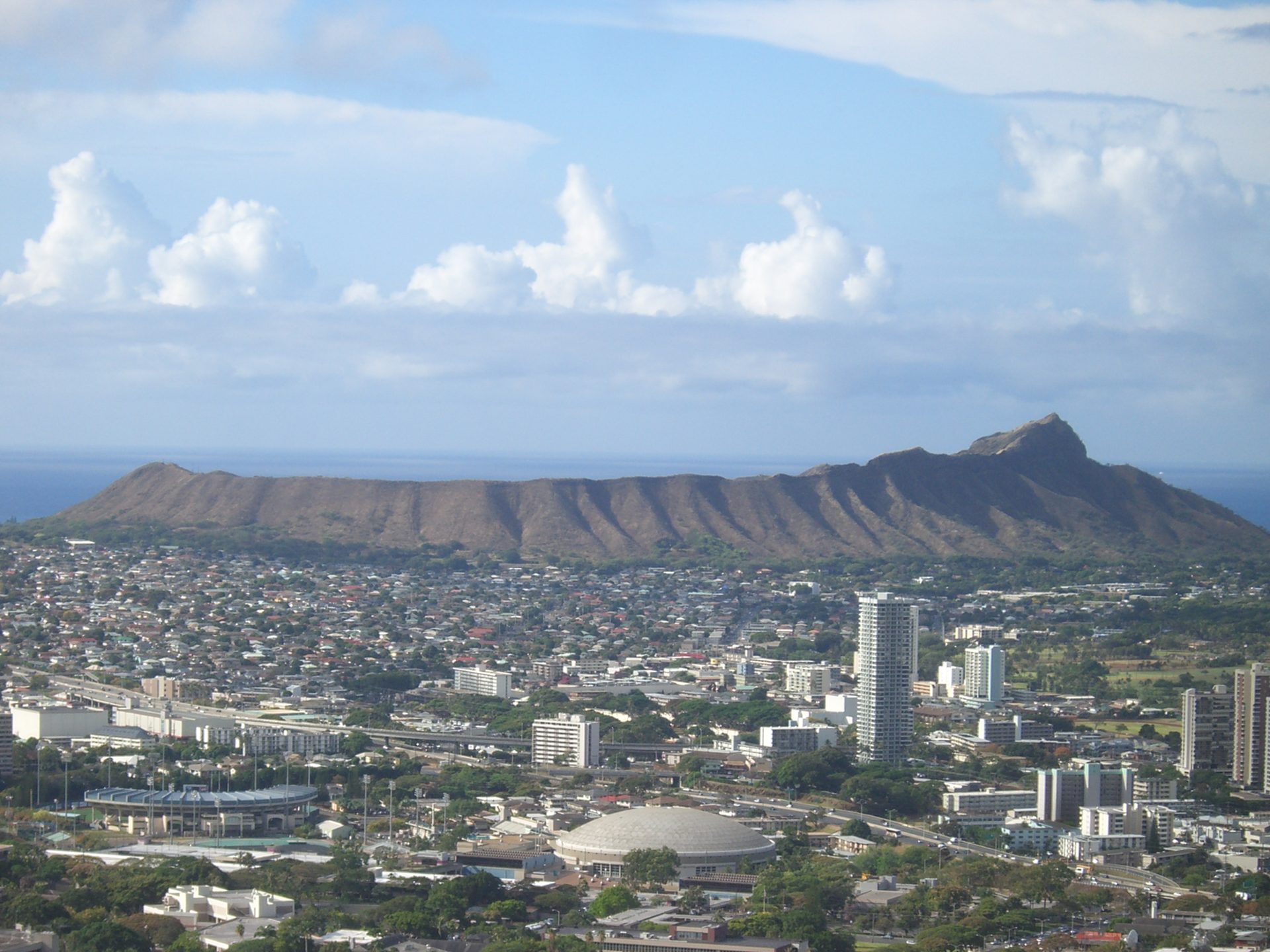 Diamond Head crater above Waikiki