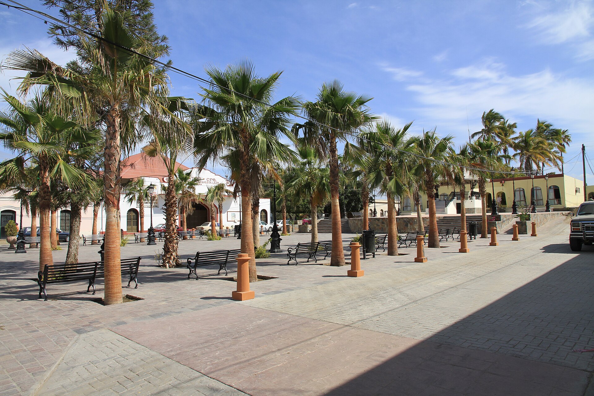 Todos Santos art town with colourful buildings